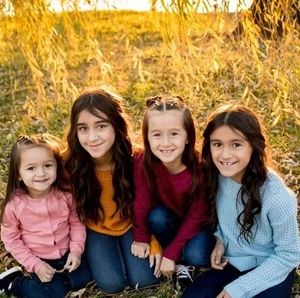 Meet your Posher, Kendra